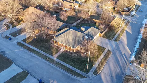 3038 S Oak Ave, Springfield, MO 65804 photo 3