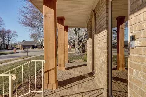 3038 S Oak Ave, Springfield, MO 65804 photo 5