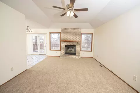 2219 S Fort Ave, Springfield, MO 65807 photo 4