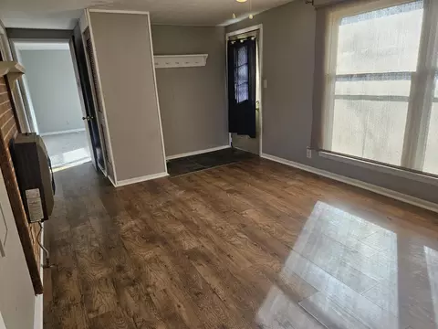 405 E Walnut St, Ozark, MO 65721 photo 2