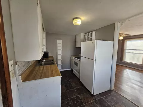 405 E Walnut St, Ozark, MO 65721 photo 3