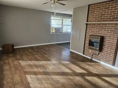 405 E Walnut St, Ozark, MO 65721 photo 5