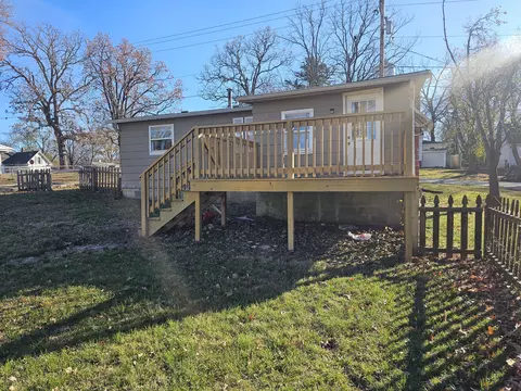 405 E Walnut St, Ozark, MO 65721 photo 10