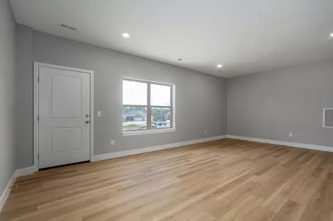 612 N Quantum Dr, Nixa, MO 65714 photo 36