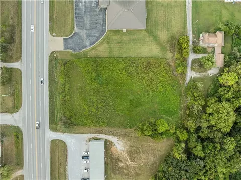 000 N Centennial Blvd, Nevada, MO 64772 photo 3