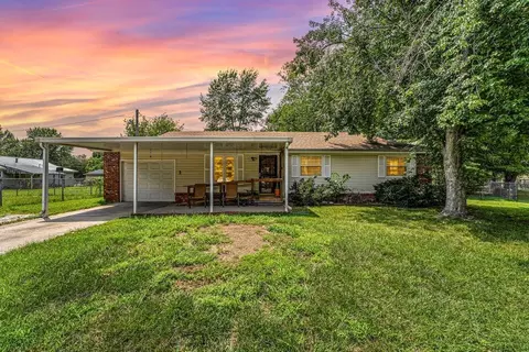 803 Hillcrest Cir, Nixa, MO 65714 photo 3