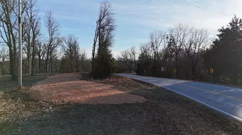 000 State Highway 76, Aurora, MO 65605 photo 5