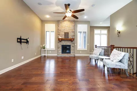 1421 N Wicklow Rd, Nixa, MO 65714 photo 9