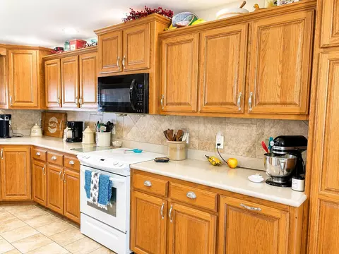 Kitchen - 14776 State Highway Ff, Ava, MO 65608 photo 2 of 4