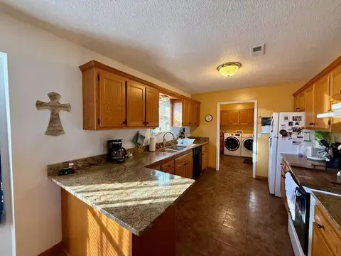 610 Kaitlin Dr, Mountain View, MO 65548 photo 4