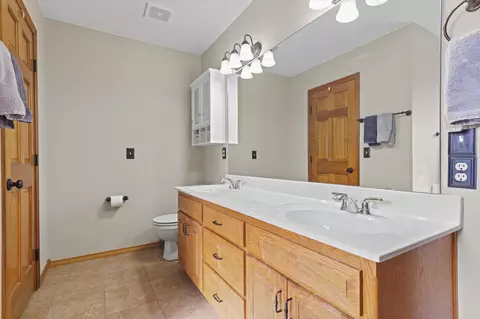 1508 E Barnes, Ozark, MO 65721 photo 16