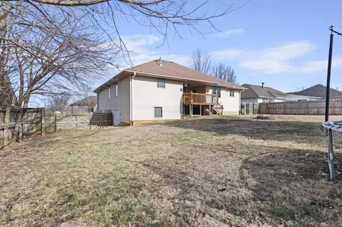 1508 E Barnes, Ozark, MO 65721 photo 31