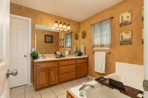 3852 W Erie St, Springfield, MO 65807 photo 16