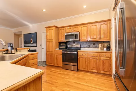 3852 W Erie St, Springfield, MO 65807 photo 10