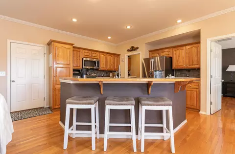 3852 W Erie St, Springfield, MO 65807 photo 8