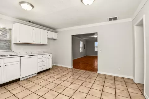 816 N Prospect Ave, Springfield, MO 65802 photo 13