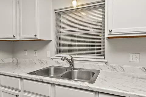 816 N Prospect Ave, Springfield, MO 65802 photo 16