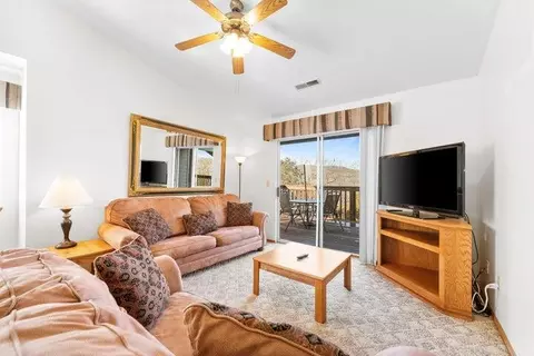 3 Woodpecker Ln #5, Branson, MO 65616 photo 4