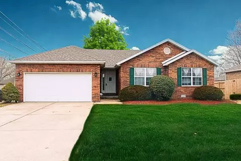 775 Aspen St, Marshfield, MO 65706 photo 1