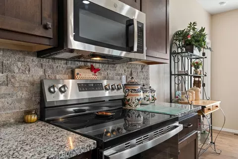 3448 W Hill St, Springfield, MO 65803 photo 18