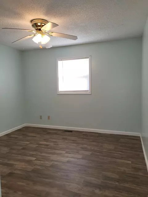 110 Douglas St, Monett, MO 65708 photo 11