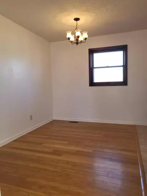 110 Douglas St, Monett, MO 65708 photo 13