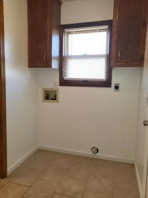 110 Douglas St, Monett, MO 65708 photo 14