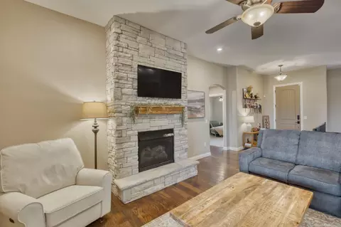 807 E Twin Maple Ct, Nixa, MO 65714 photo 32