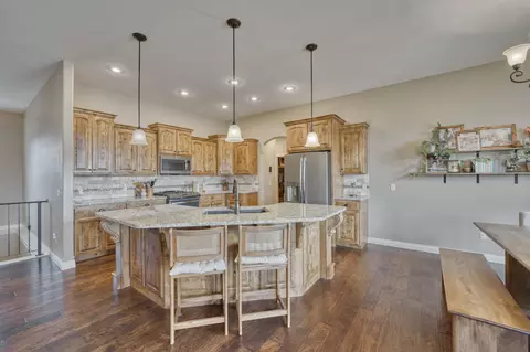 807 E Twin Maple Ct, Nixa, MO 65714 photo 11