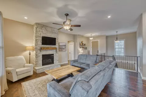 807 E Twin Maple Ct, Nixa, MO 65714 photo 10