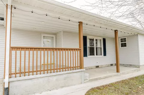 1409 4th St, Monett, MO 65708 photo 2