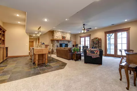 707 S Hickory Ter, Springfield, MO 65809 photo 38