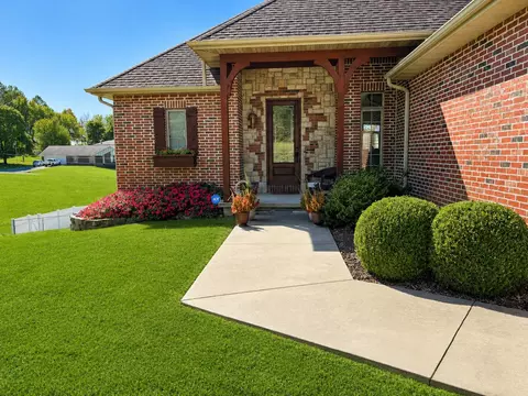 Exterior - 503 Curry Ave, Ava, MO 65608 photo 3 of 8