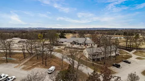 View/Area - 505 Valley View Rd #302, Branson, MO 65616 photo 2 of 5