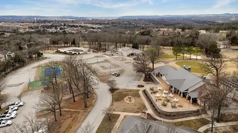 View/Area - 505 Valley View Rd #302, Branson, MO 65616 photo 3 of 5