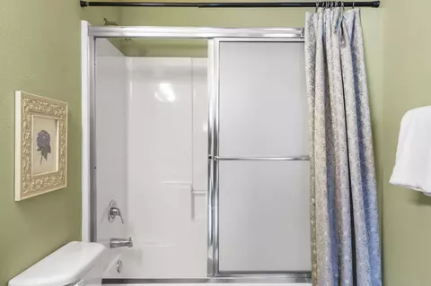 Bath - 5 Bermuda Dr #5, Branson West, MO 65737 photo 5 of 5
