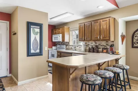 Kitchen - 5 Bermuda Dr #5, Branson West, MO 65737 photo 1 of 4