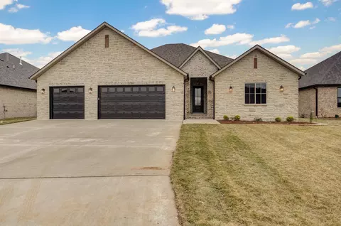 1720 N Marlowe Ave, Springfield, MO 65802