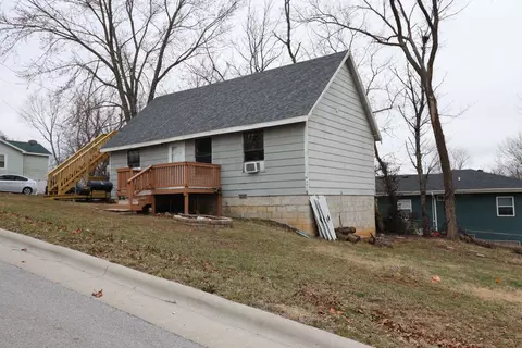 807 E Walnut St, Ozark, MO 65721 photo 16