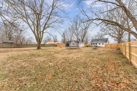 670 N Pine St, Marshfield, MO 65706 photo 25