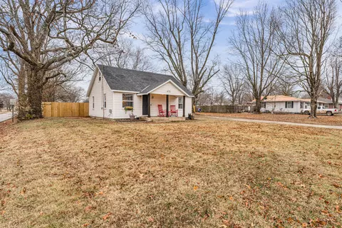 670 N Pine St, Marshfield, MO 65706 photo 22