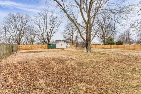 670 N Pine St, Marshfield, MO 65706 photo 26