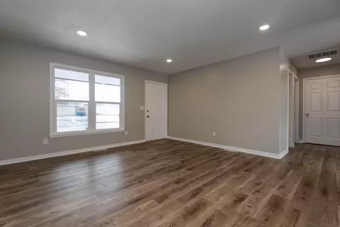 3631 W Madison St, Springfield, MO 65802 photo 6