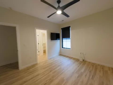 Bedroom - 3738 E Woodhue St, Springfield, MO 65802 photo 3 of 9