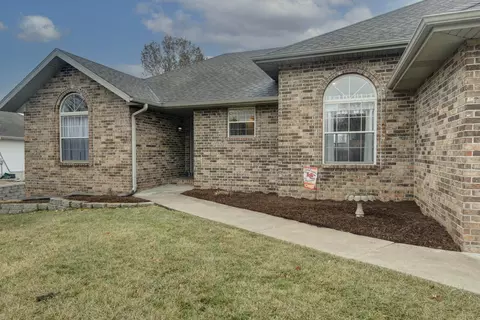 106 Jacaranda, Willard, MO 65781 photo 2