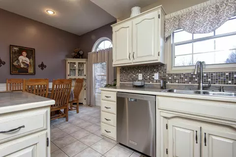 106 Jacaranda, Willard, MO 65781 photo 7