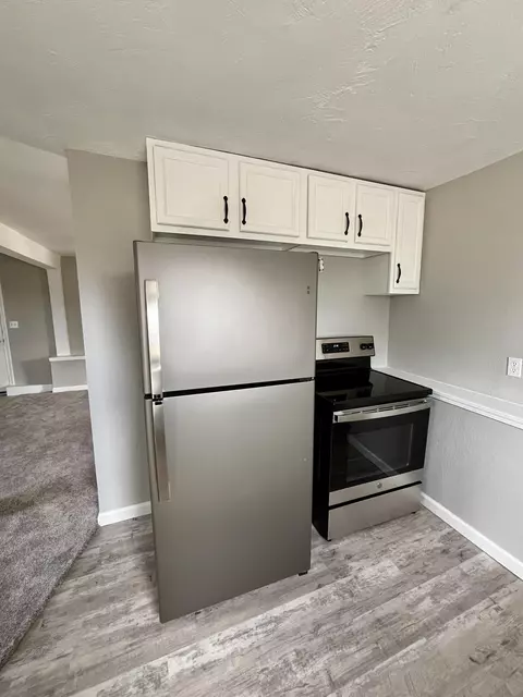 501 1 2 S Clark Ave, Clever, MO 65631 photo 8