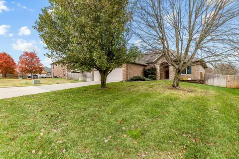 826 N Cedar Ridge Ave, Springfield, MO 65802 photo 25