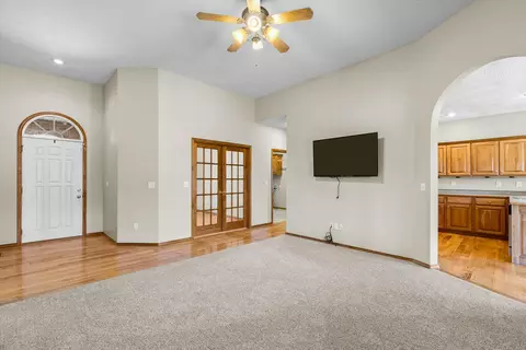 826 N Cedar Ridge Ave, Springfield, MO 65802 photo 4