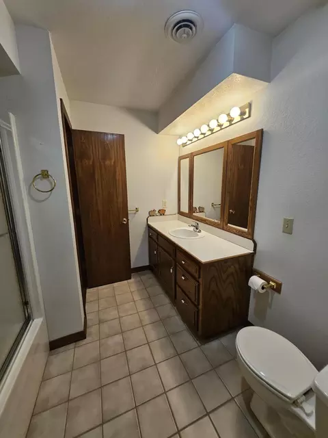 1409 Linwood St, Monett, MO 65708 photo 29